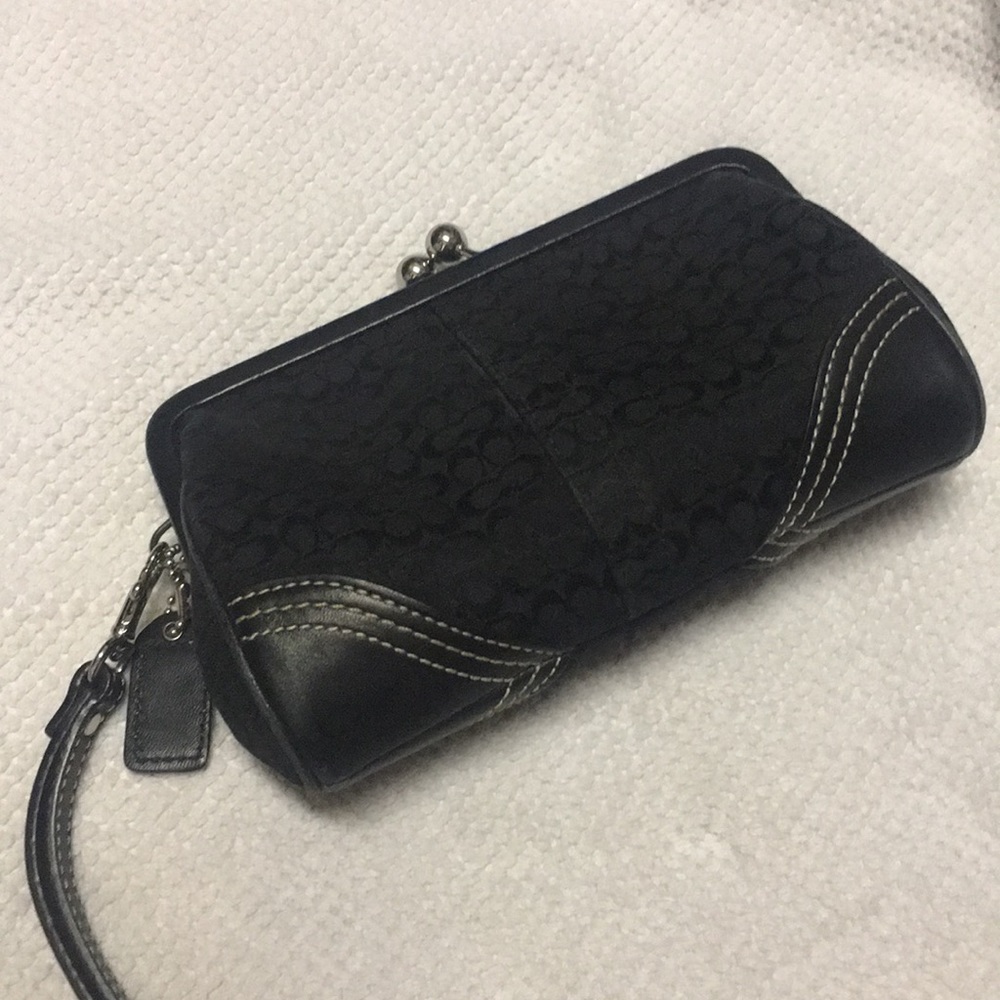 Small clutch